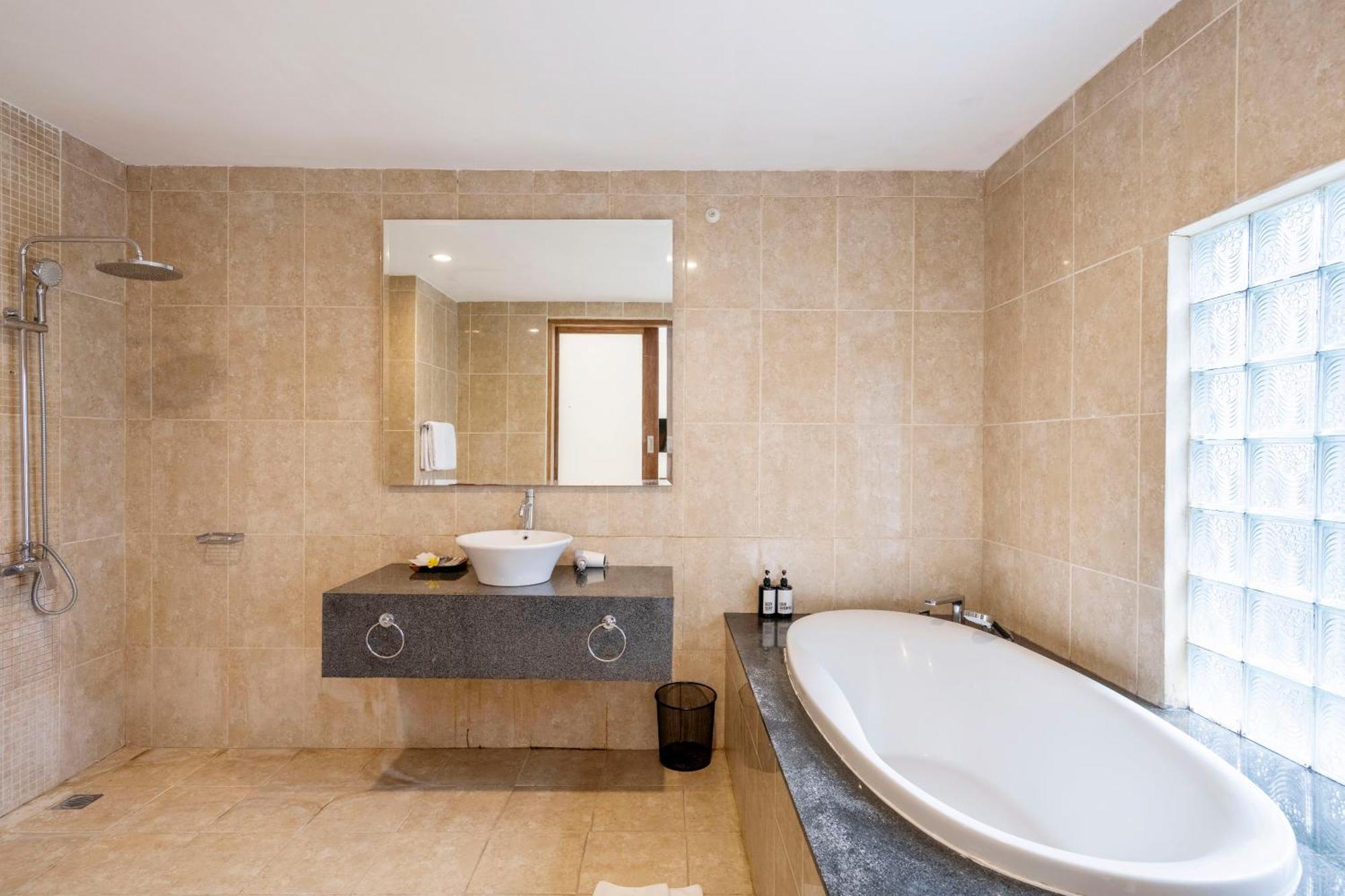 Kings Villas Sanur By Moria Denpasar  Luaran gambar